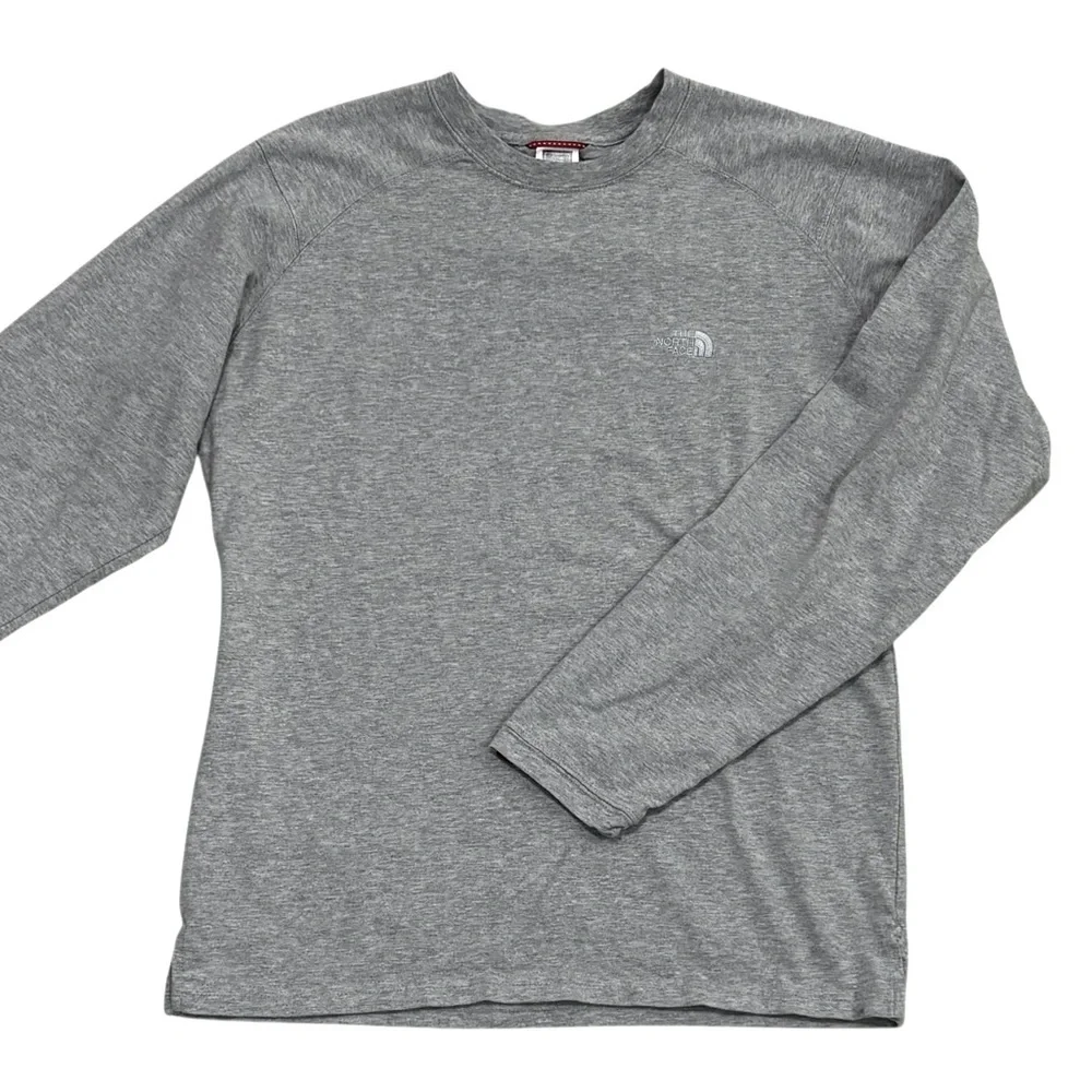The North Face Gray Long Sleeve Men's Tee - Size Small - Slim Fit -‎ B22